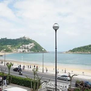  Apartamento Breathtaking Terrace Views In Luxury - By Www,sansebastianapartments,es